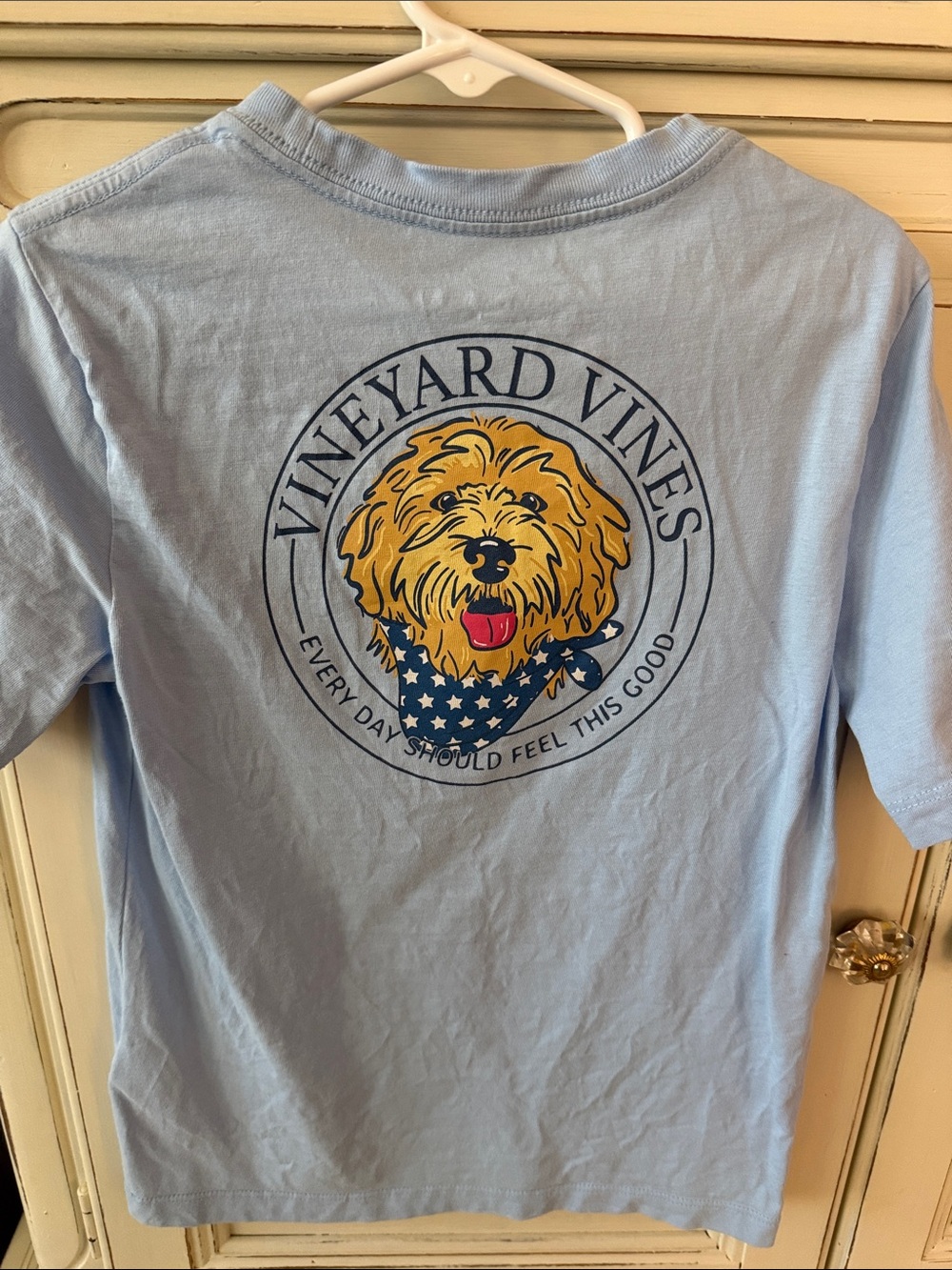 Vineyard Vines Light Blue Dog Graphic Tee with Yellow Pup